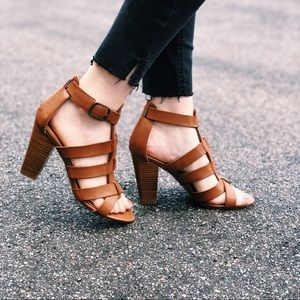 3.5 inch Strappy Brown Heels
